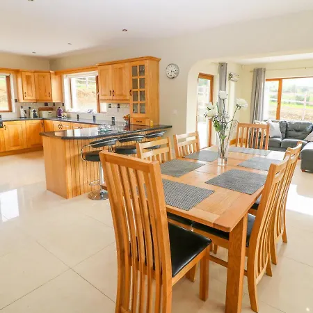 Holiday home Rossanean *